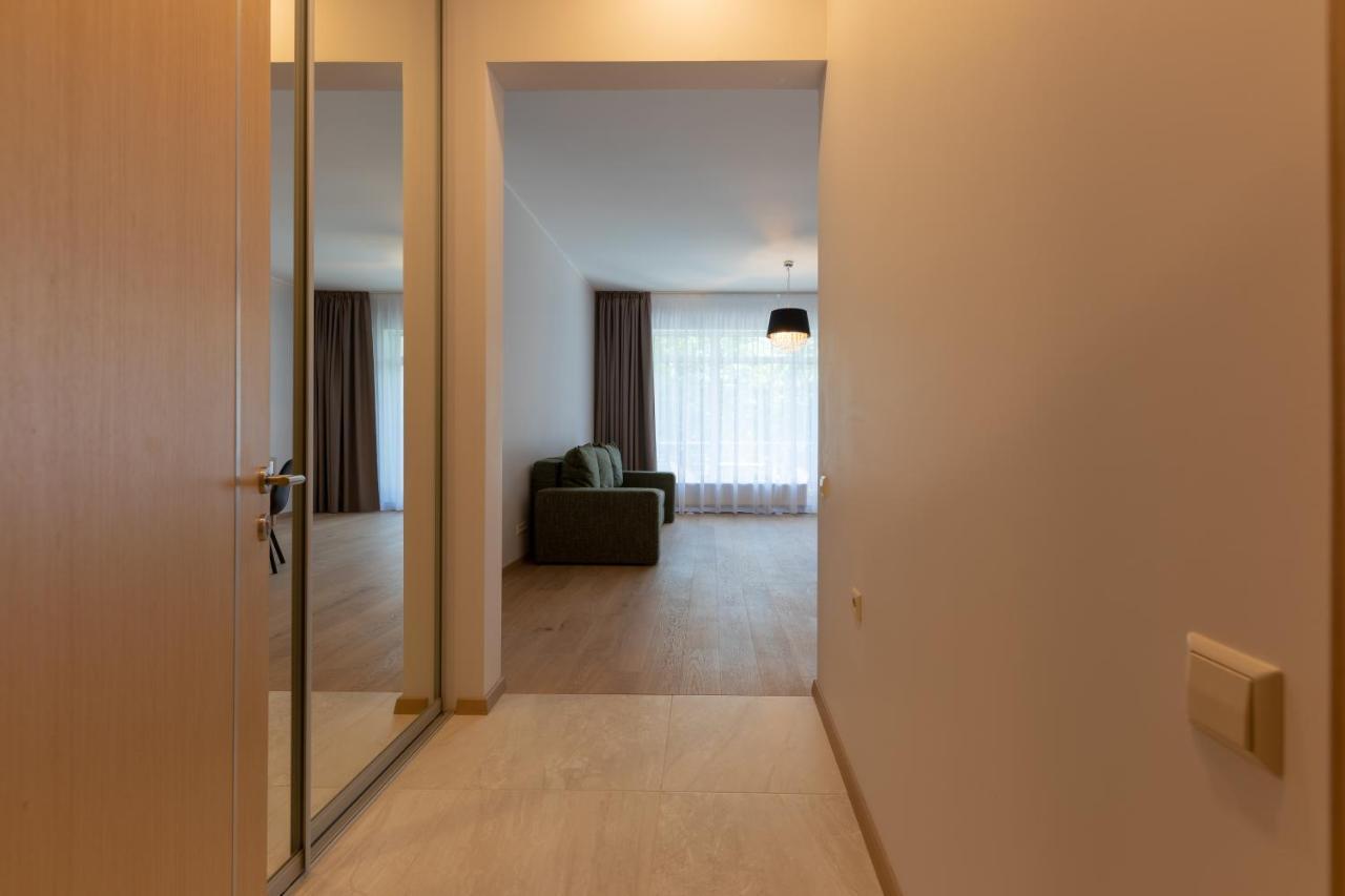 Oasis Apartments ยูร์มาลา ภายนอก รูปภาพ